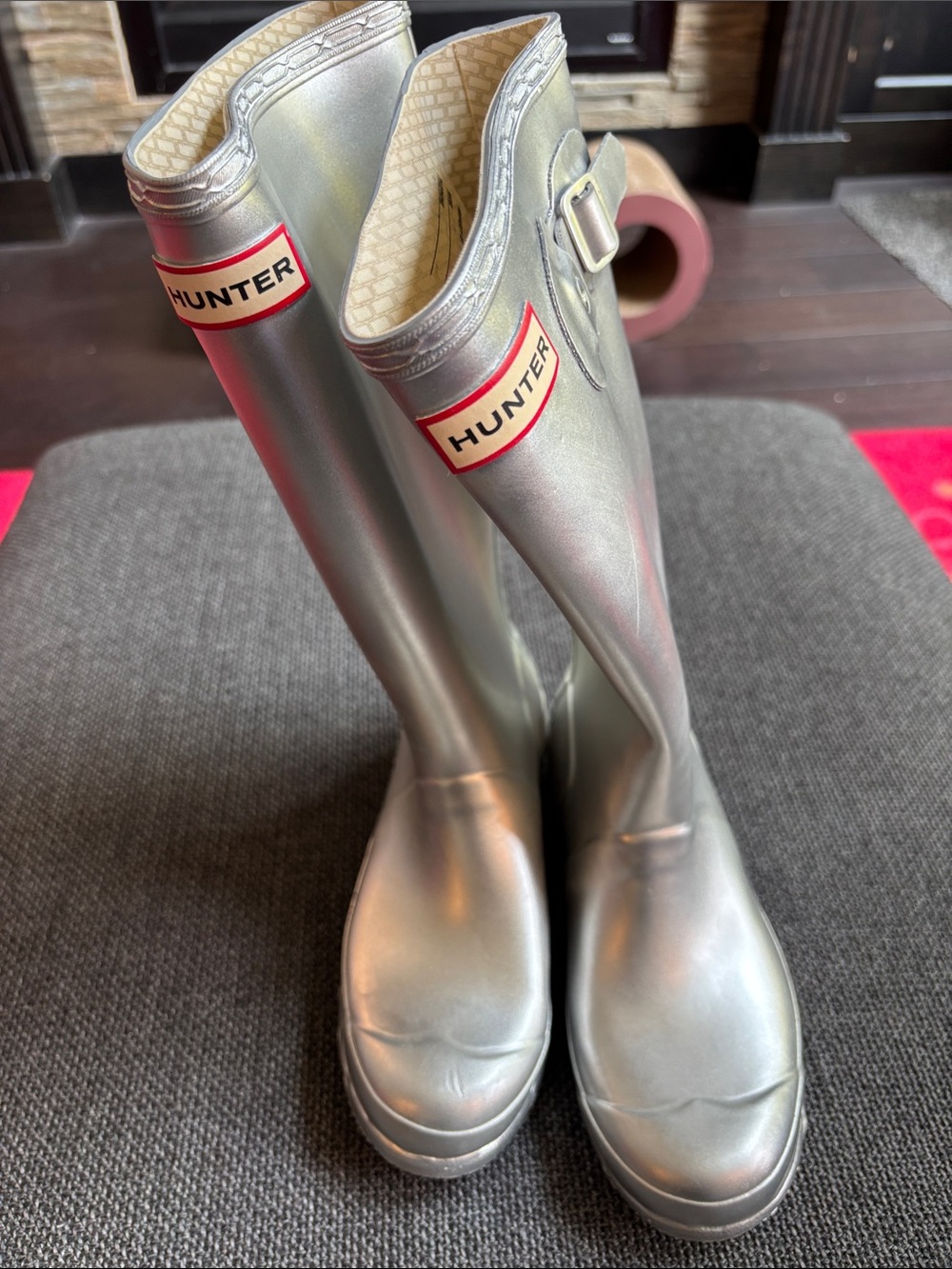 NWOT Hunter Metallic Silver Rain Boots